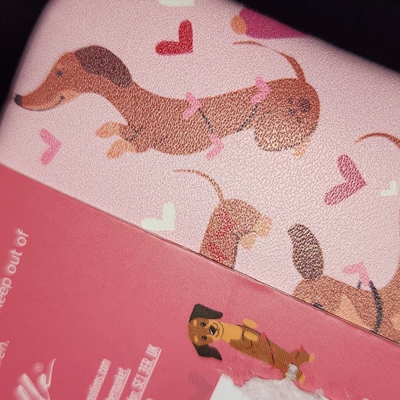Dachshund Manicure Kit/Case - Picture 5 of 6